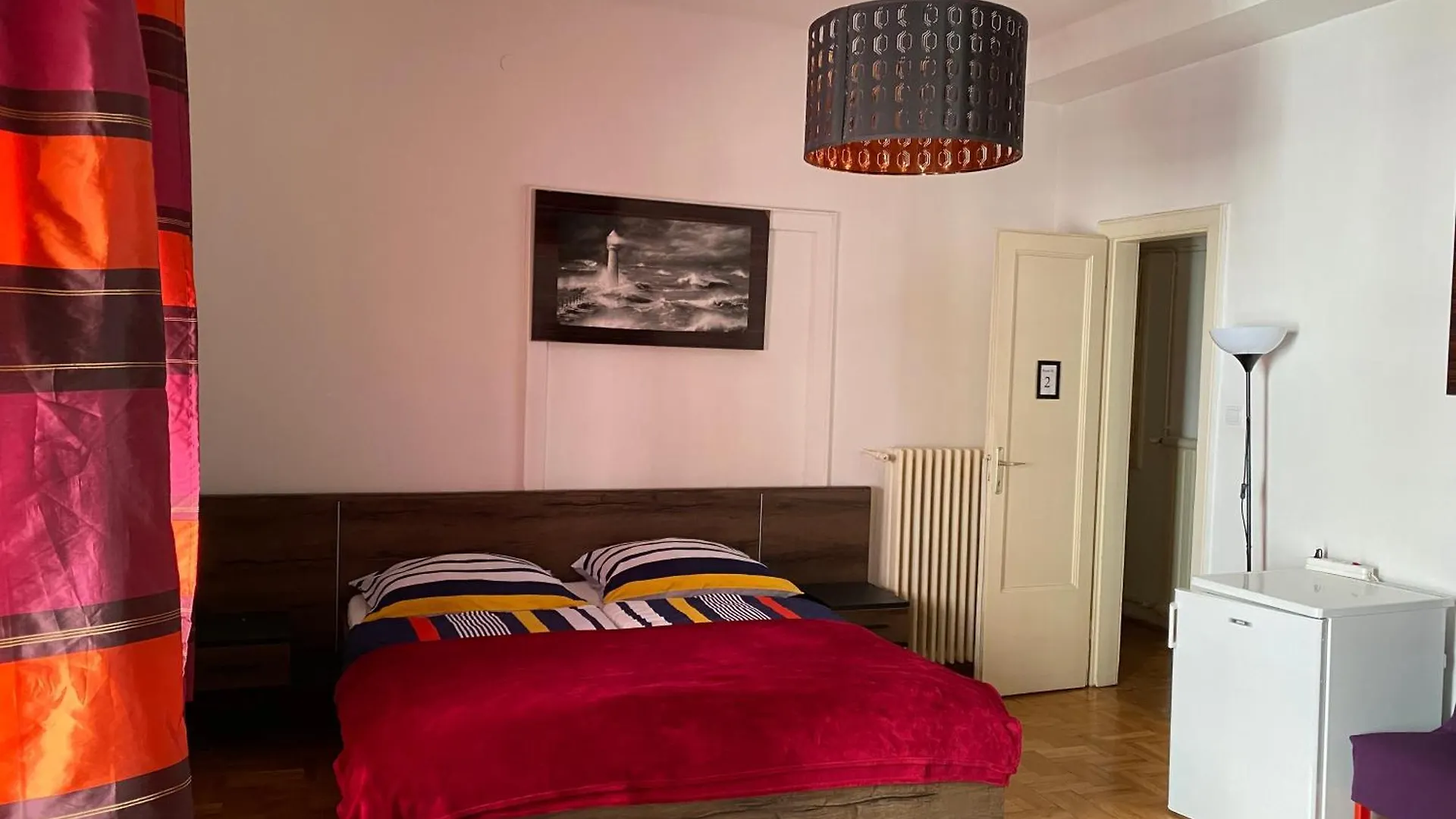 Come & Stay Apartments And Rooms City Center Budapest 0*,