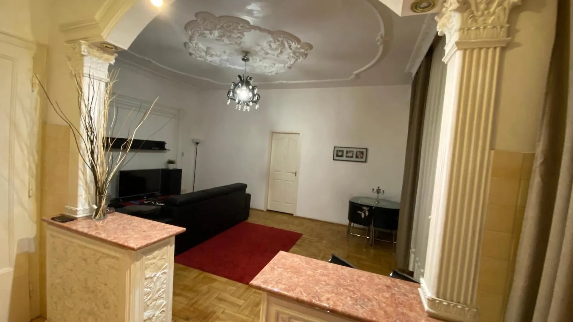 Come & Stay Apartments And Rooms City Center Budapest